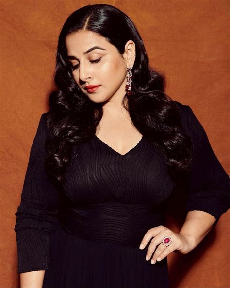 vidya balan sexy photo